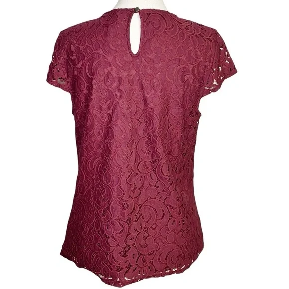 Laundry by Shelli Segal Elegant Lace Burgundy Cap Sleeve Top - Picture 2 of 16